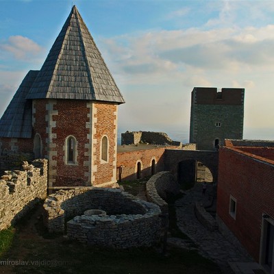 https://www.flickr.com/photos/miroslav-vajdic/14895175532/in/photolist-2iJZ9gv-enpAQn-oEeBnu-oGeF6q-opLRP6-opM41U-oEeBLW-oFZLuD-oGgm9g-opM3Zw-oGgmDV-oEeBLq-opM46o-oGeED3-oGgmzM-oFZL8X-opLEU1-oGeESE-oGeEKf-avoW1Z-nKYcXt-29BfsYJ-2cinAmw-27LBrRp-2bkVPgV