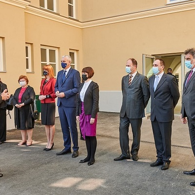https://mzo.gov.hr/vijesti/zavrsen-projekt-atrij-znanja-veleucilista-u-karlovcu/4297