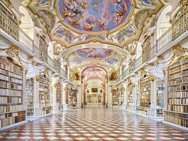 knjižnica
IZVOR: https://www.stiftadmont.at/bibliothek 