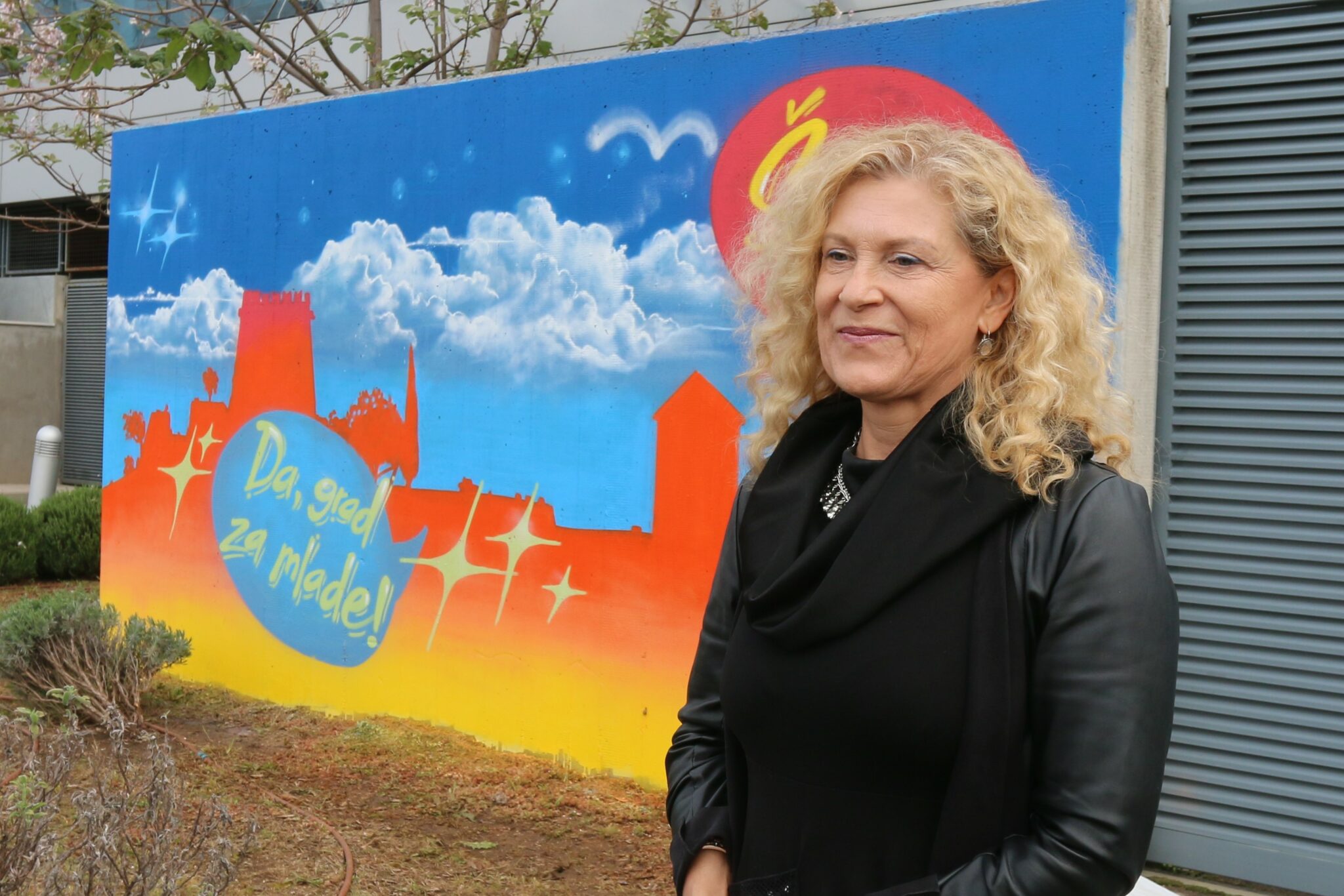 Na Kampusu oslikan mural „Grad za mlade“
