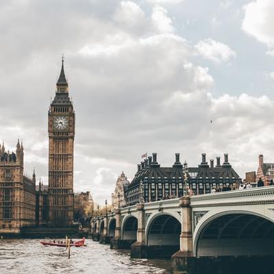 https://unsplash.com/photos/EXdXLrZXS9Q