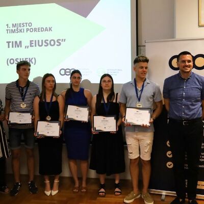 Pobjednički tim EIUSOS iz Osijeka
