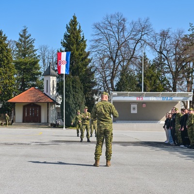 Počelo temeljno vojno osposobljavanje