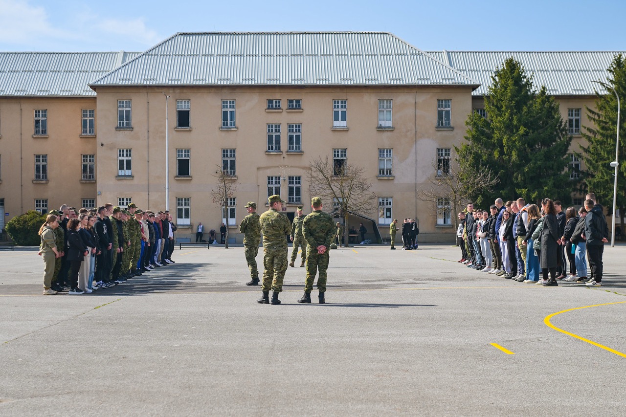 Počelo temeljno vojno osposobljavanje