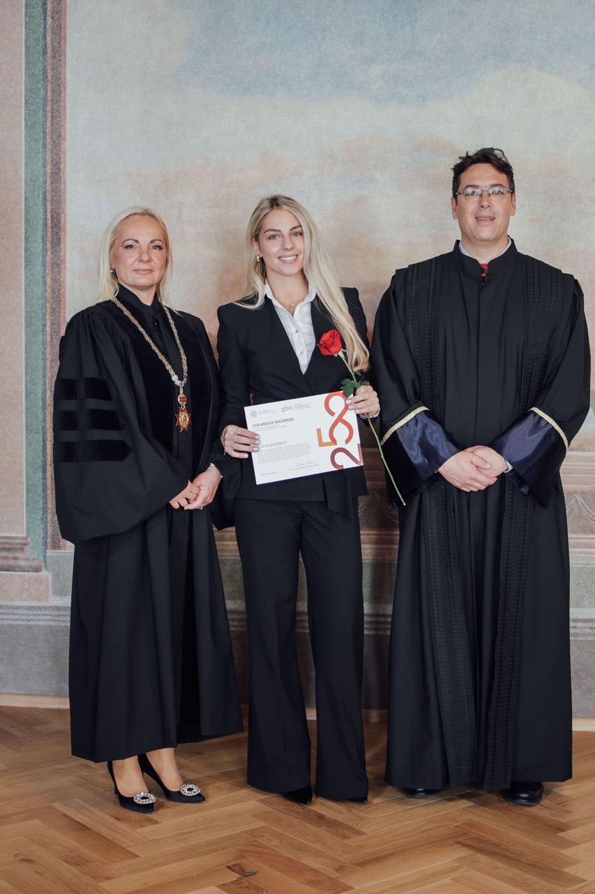 Prof. dr. sc. Romana Matanovac Vučković i izv. prof. dr. sc. Mihovil Škarica s nagrađenom studenticom