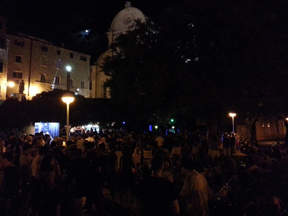 Ljetna pozornica Azimuta