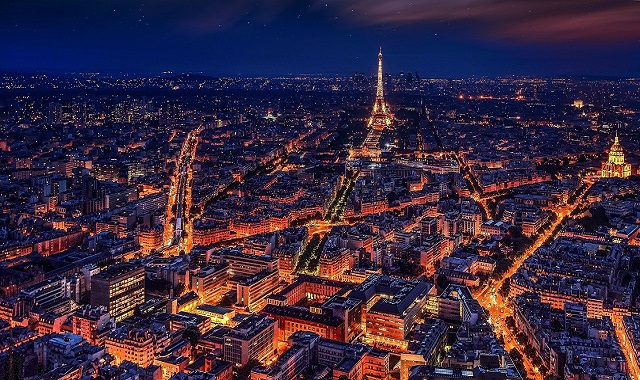 https://pixabay.com/photos/paris-france-eiffel-tower-night-1836415/