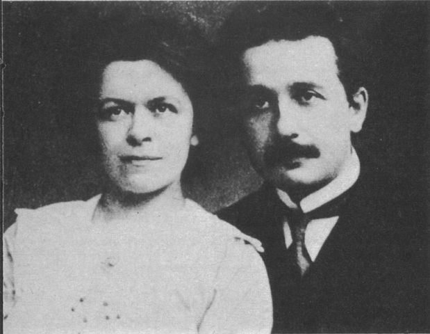 Einstein sa ženom