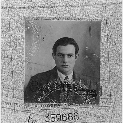 Fotografija Ernesta Hemingwayja za putovnicu, 1923.