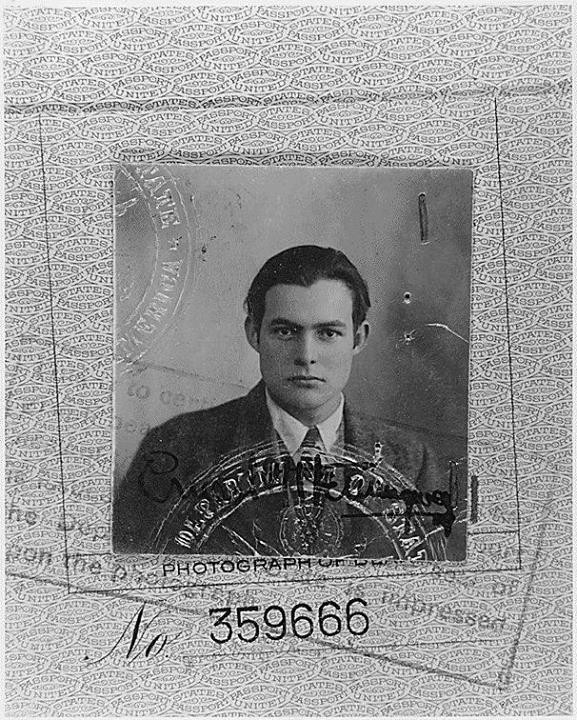 Fotografija Ernesta Hemingwayja za putovnicu, 1923.