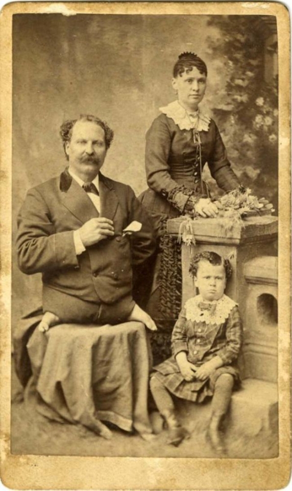 Eli Bowen